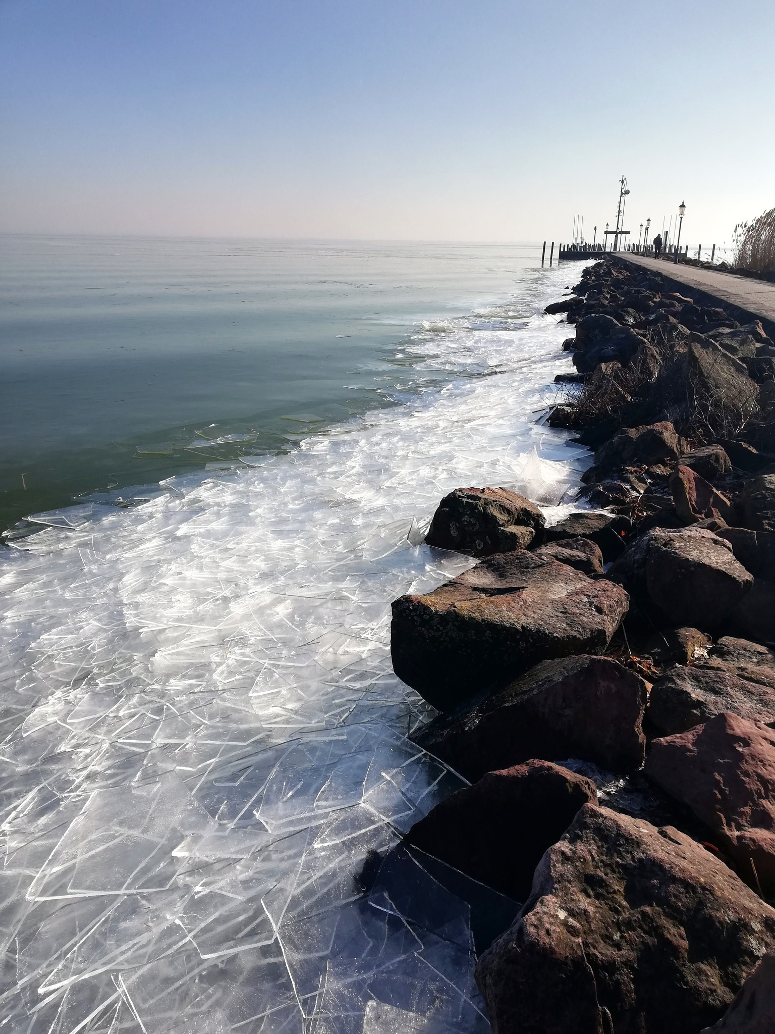 balatonpart.jpg balatonpart.jpg